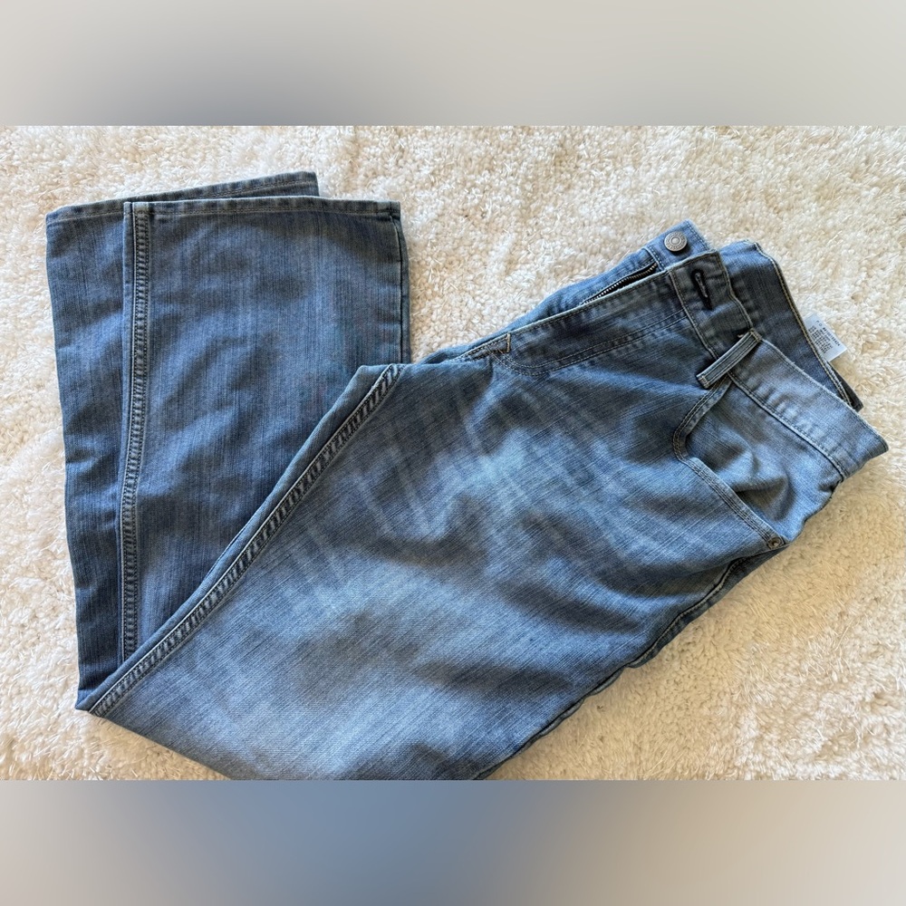Levi's Men's Medium Blue Straight-Leg Jeans